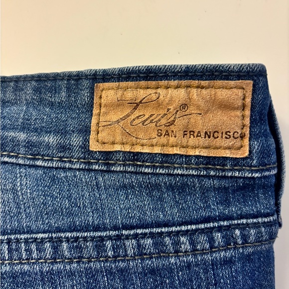 GUC Plus Size Levi’s San Fran Slight Curve Classic Bootcut Jeans - Size 16 - Picture 5 of 6